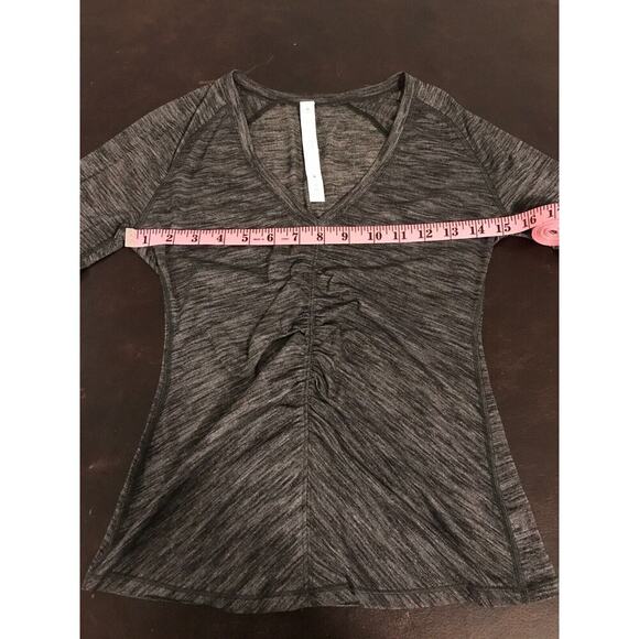 Lululemon Interval Women's Long-Sleeve Heathered Black V-Neck Top - Size 4 - Picture 7 of 9